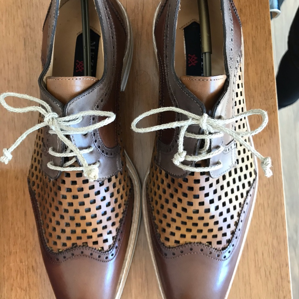 Mezlan 8.5 men’s dress shoe